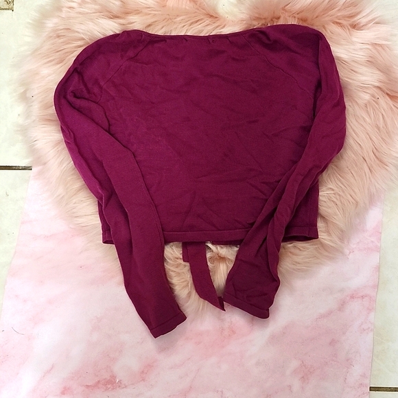 Y2K FIND!! PRE-LOVED RAMPAGE FRONT TIE KNIT SHRUG TOP-S - Picture 2 of 6